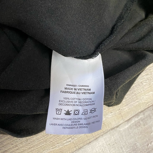 Nike tee - Picture 2 of 6